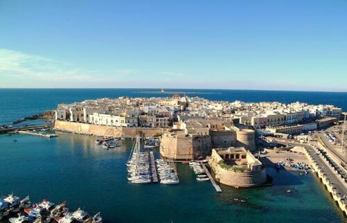 La Perla dello Ionio: Trekking urbano a Gallipoli