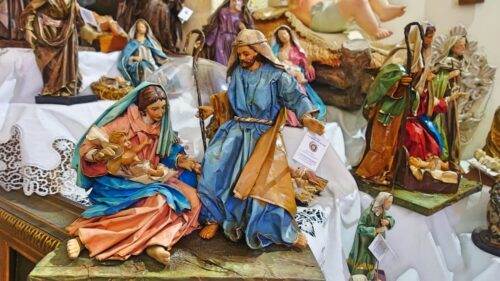 Una giornata da artisti: Laboratorio di cartapesta leccese - immagine 3